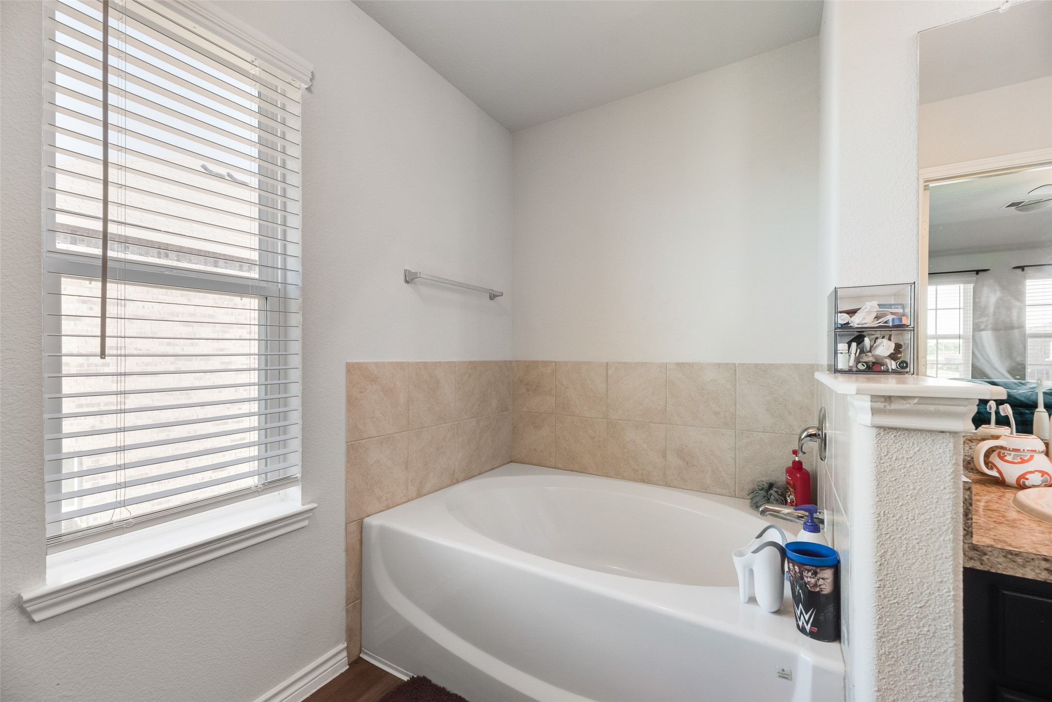 1208 Starling Lane Ennis TX 75119