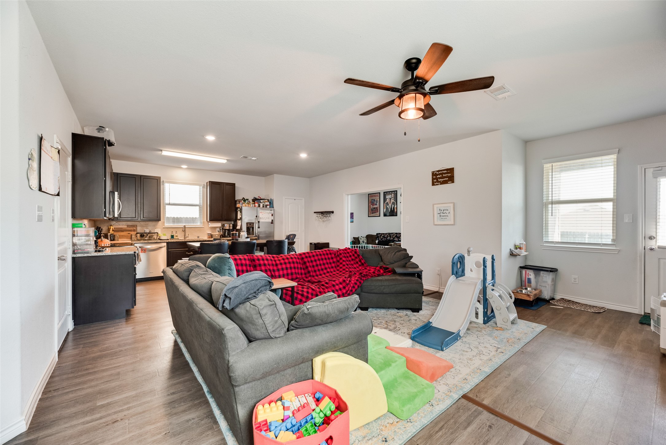 1208 Starling Lane Ennis TX 75119