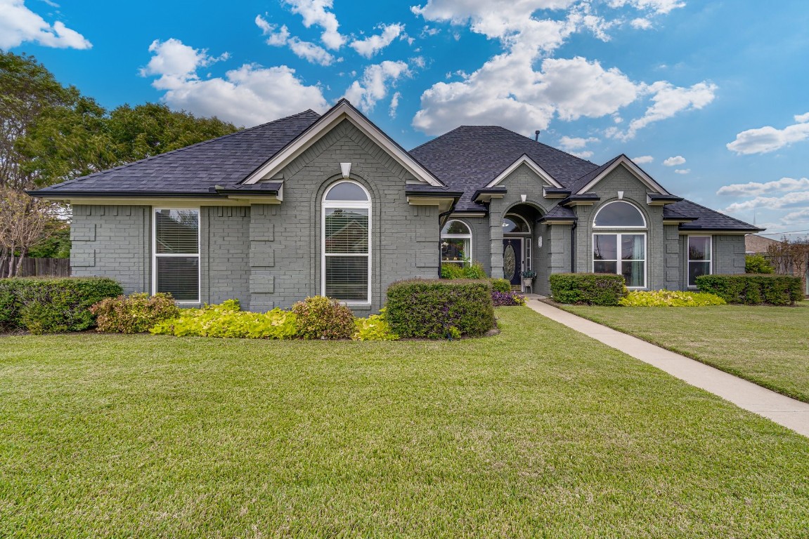 100 Sumner Lane Waxahachie TX 75165