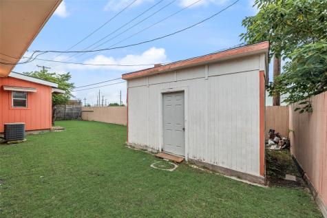 2211 Cardinal Lane Garland TX 75042