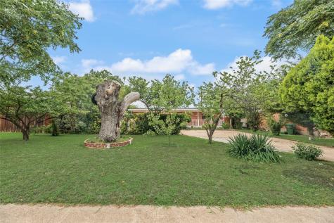 2211 Cardinal Lane Garland TX 75042