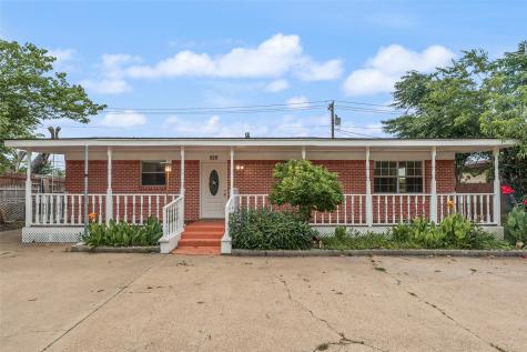 2211 Cardinal Lane Garland TX 75042