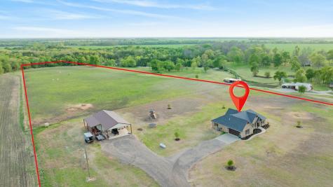 1390 County Road 3500 Honey Grove TX 75446