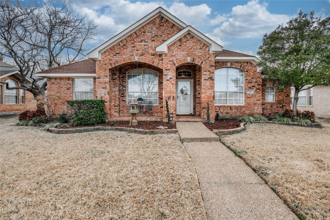 1216 Shady Elm Lane Lewisville TX 75067