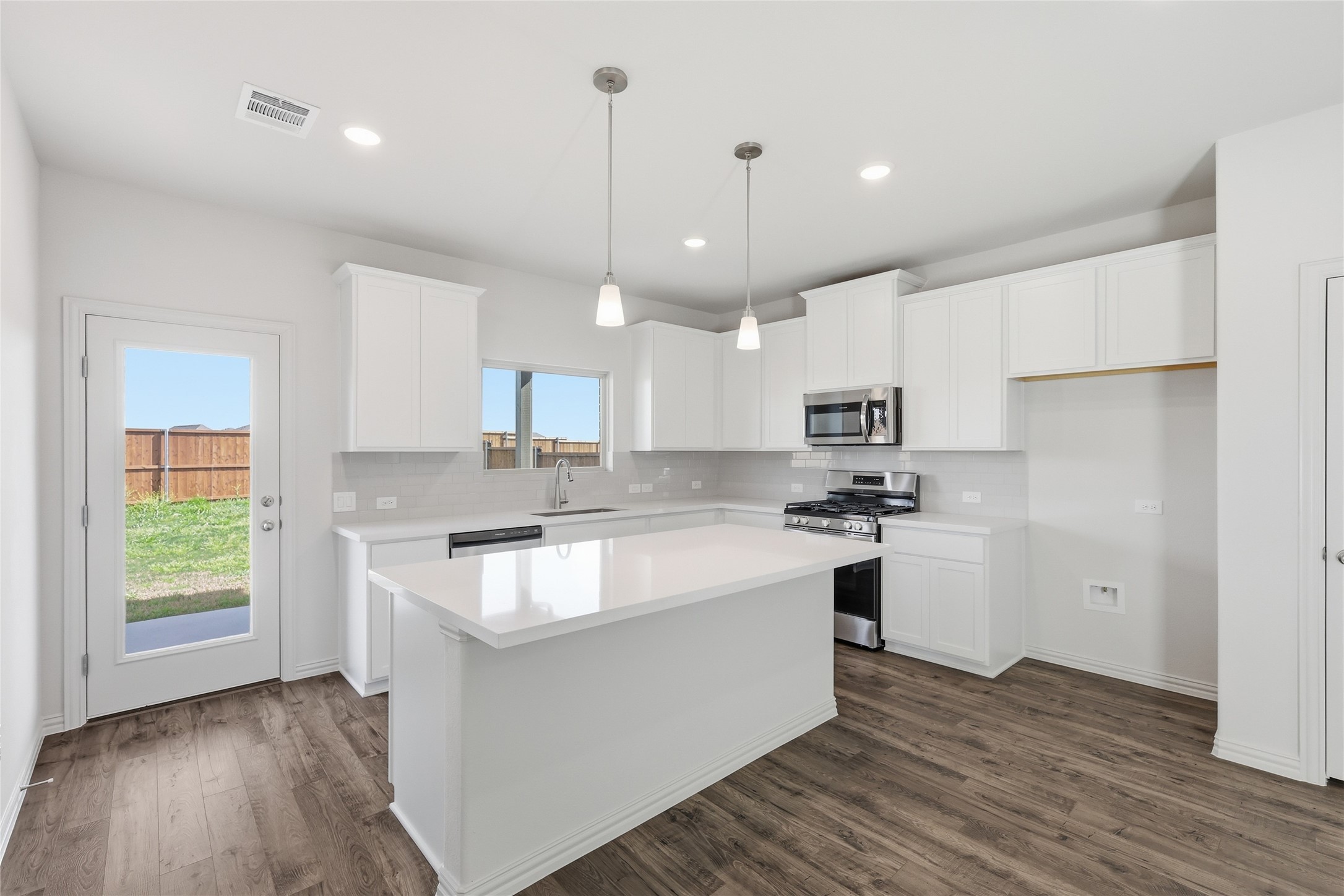 816 Whitmore Drive Princeton TX 75071