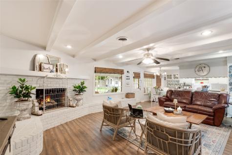 6041 Wimbleton Way Fort Worth TX 76133