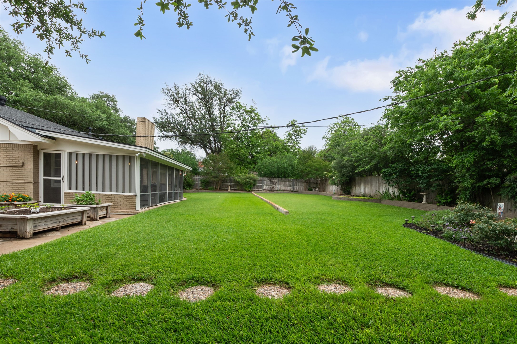 6041 Wimbleton Way Fort Worth TX 76133