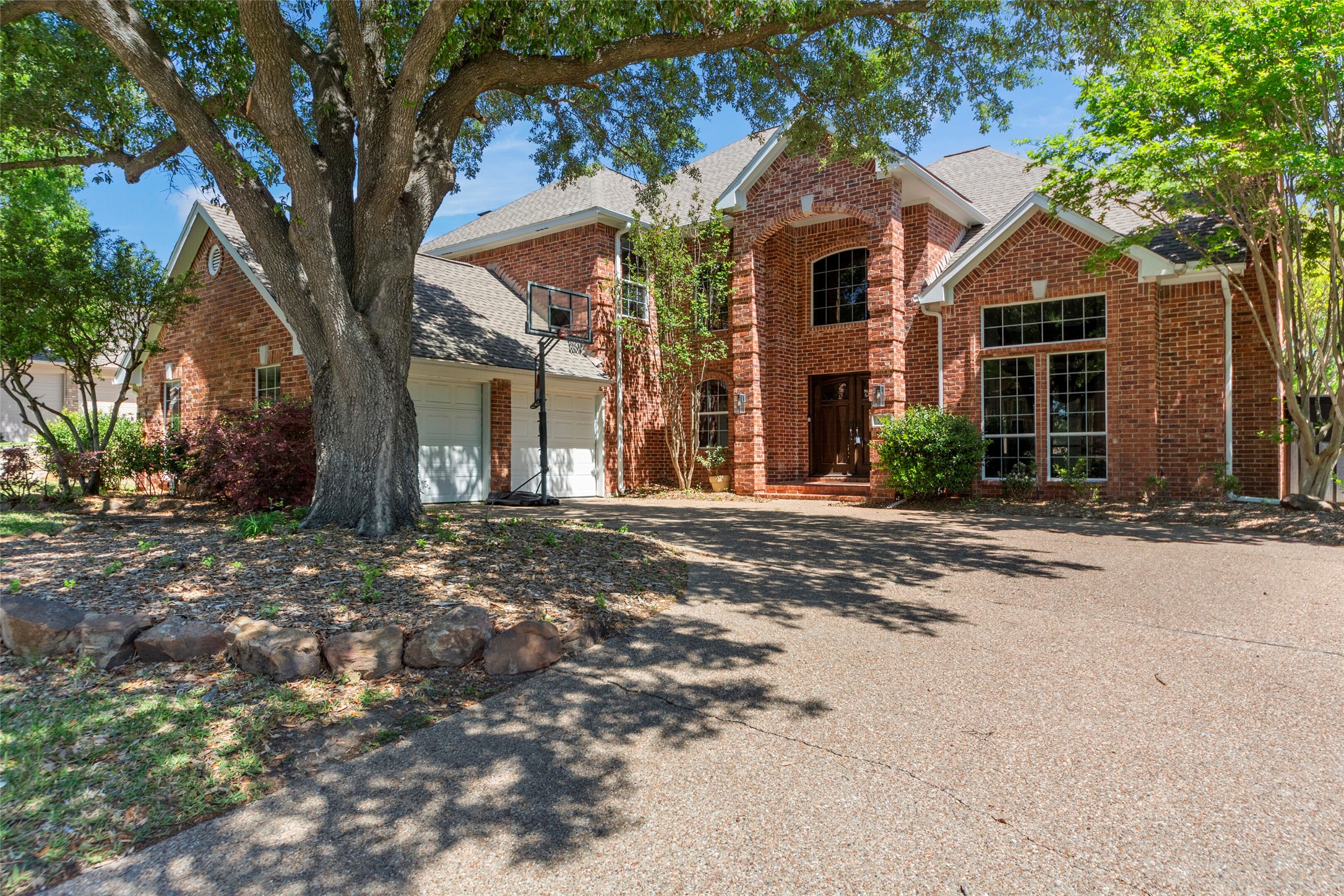 917 Hills Creek Drive Mckinney TX 75072