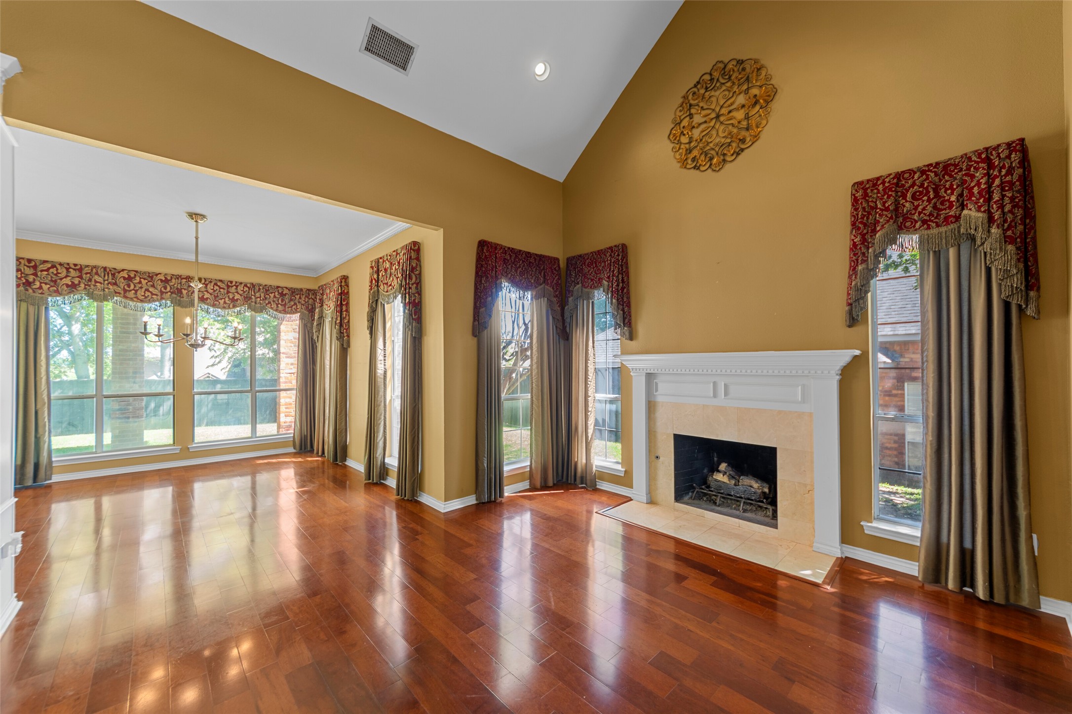 917 Hills Creek Drive Mckinney TX 75072
