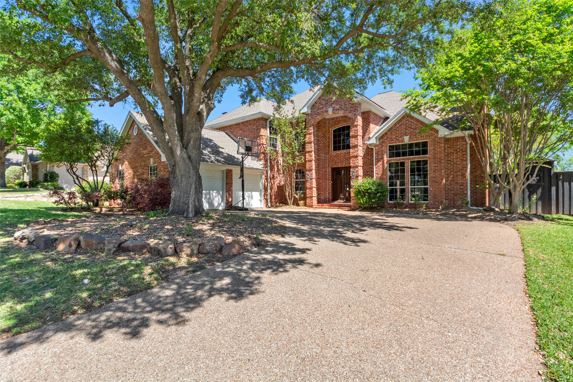 917 Hills Creek Drive Mckinney TX 75072