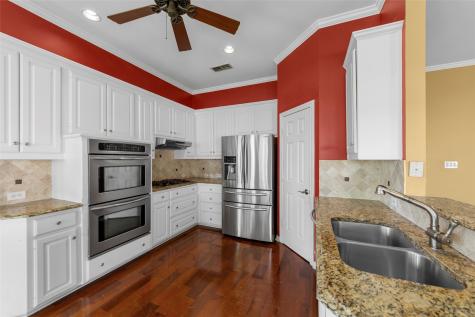 917 Hills Creek Drive Mckinney TX 75072