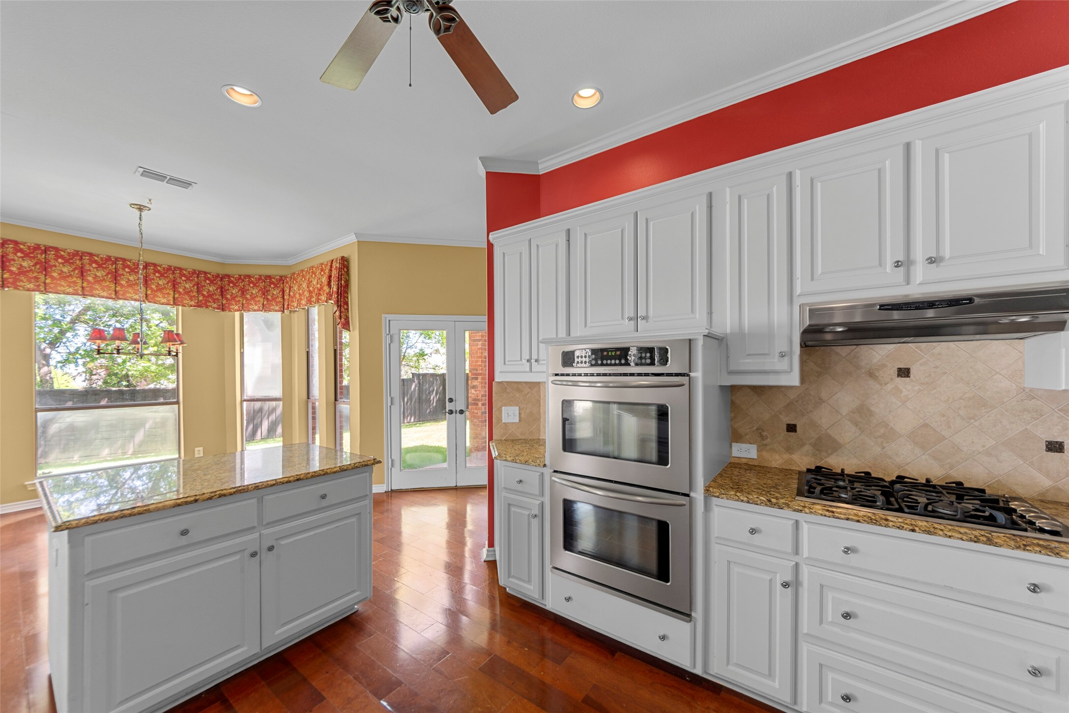 917 Hills Creek Drive Mckinney TX 75072