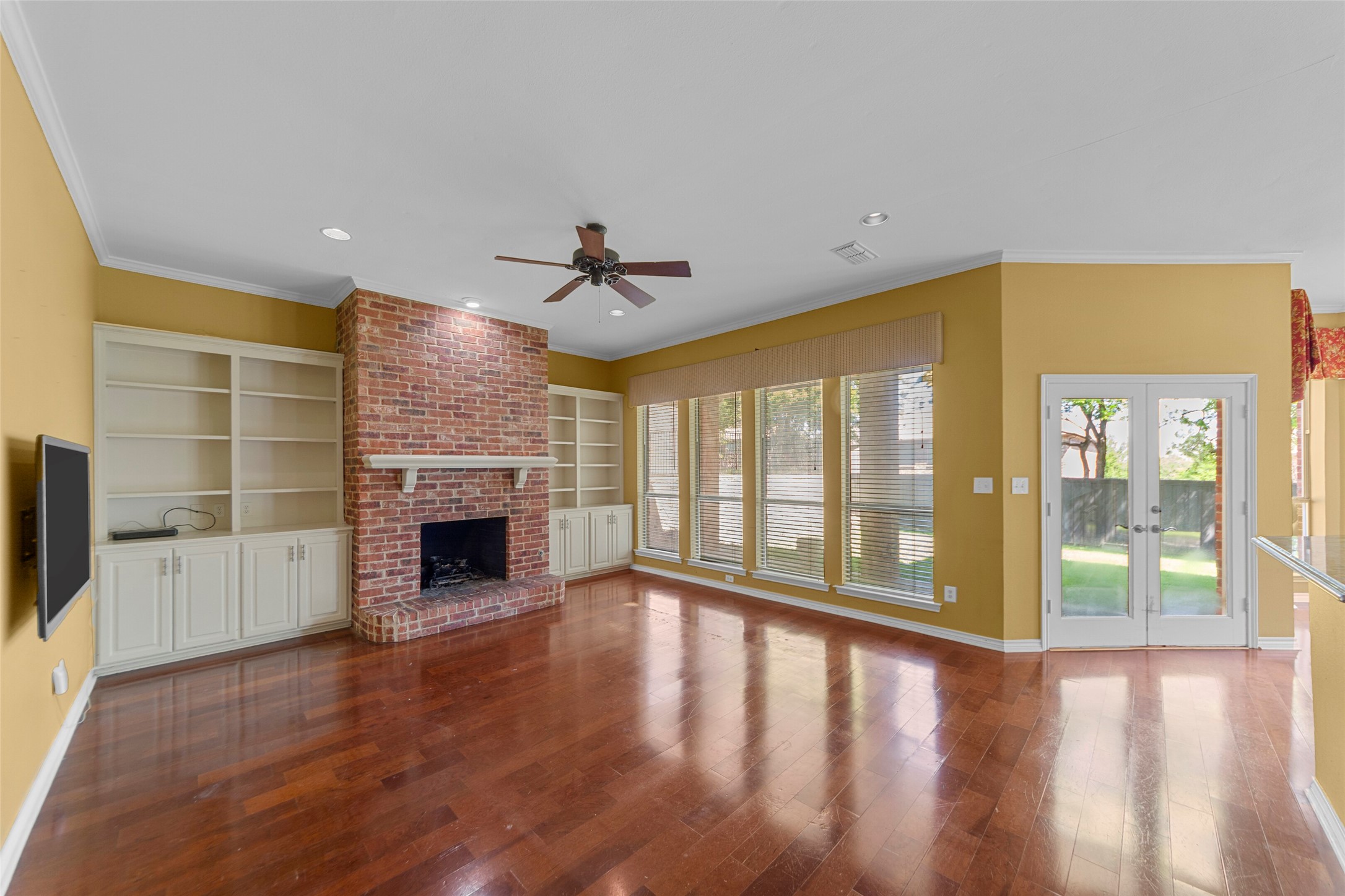 917 Hills Creek Drive Mckinney TX 75072