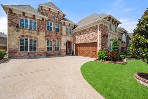 2839 Mariposa Drive Grand Prairie TX 75054