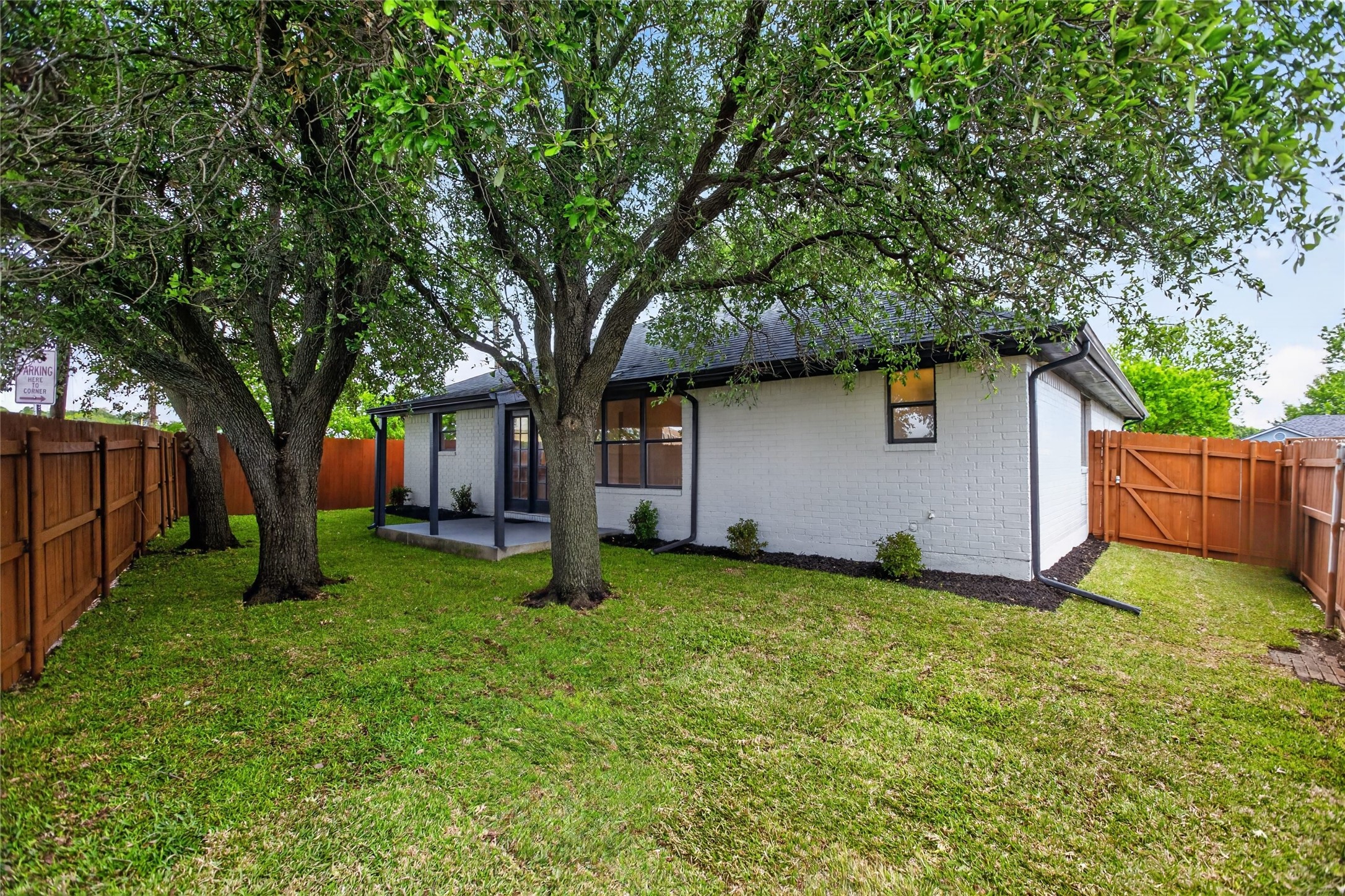 509 Brookside Court Burleson TX 76028