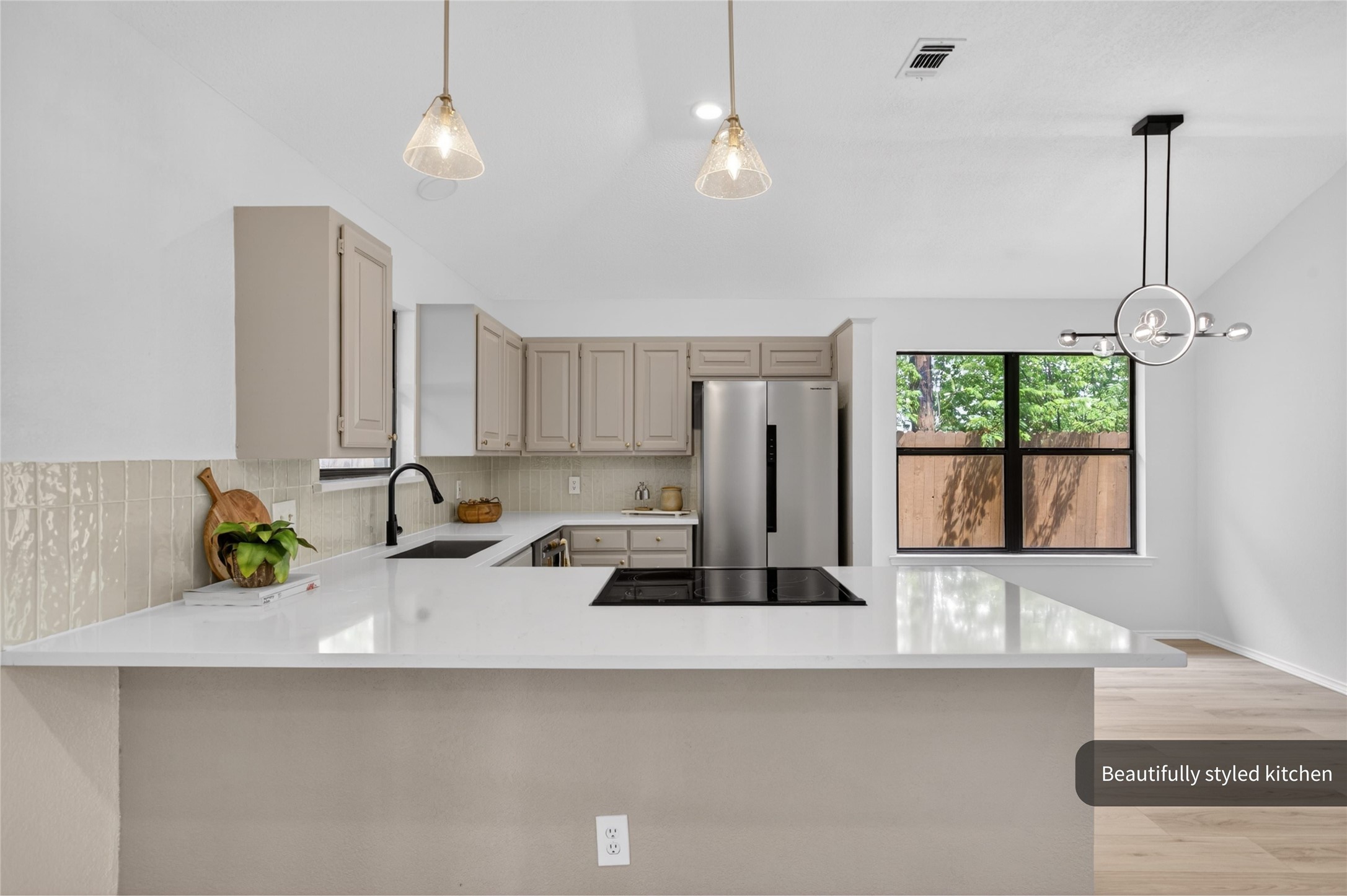 509 Brookside Court Burleson TX 76028