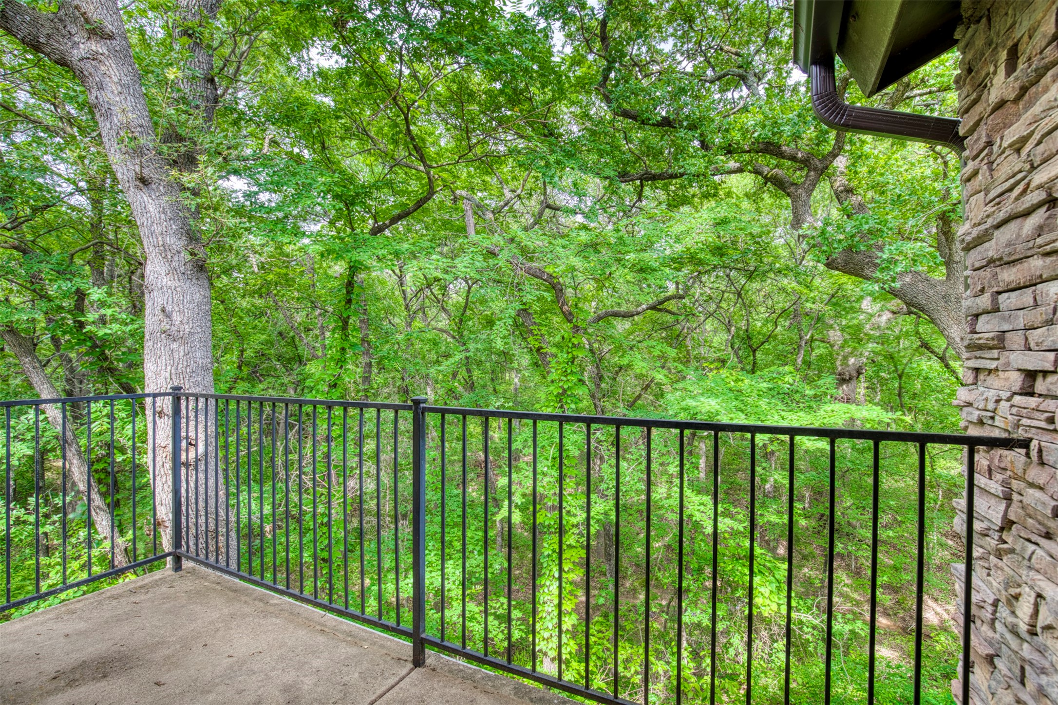 711 Pearl Cove Oak Point TX 75068