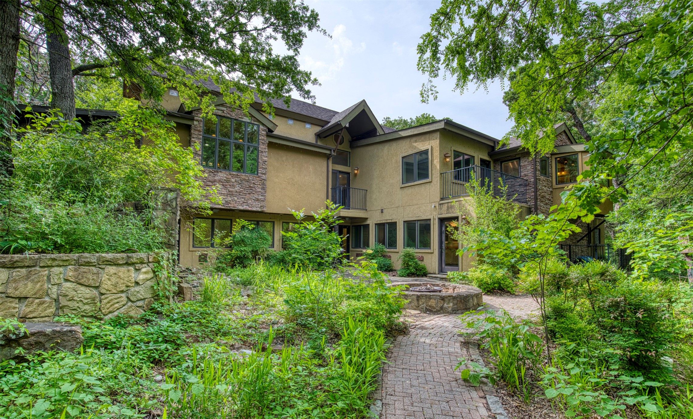 711 Pearl Cove Oak Point TX 75068