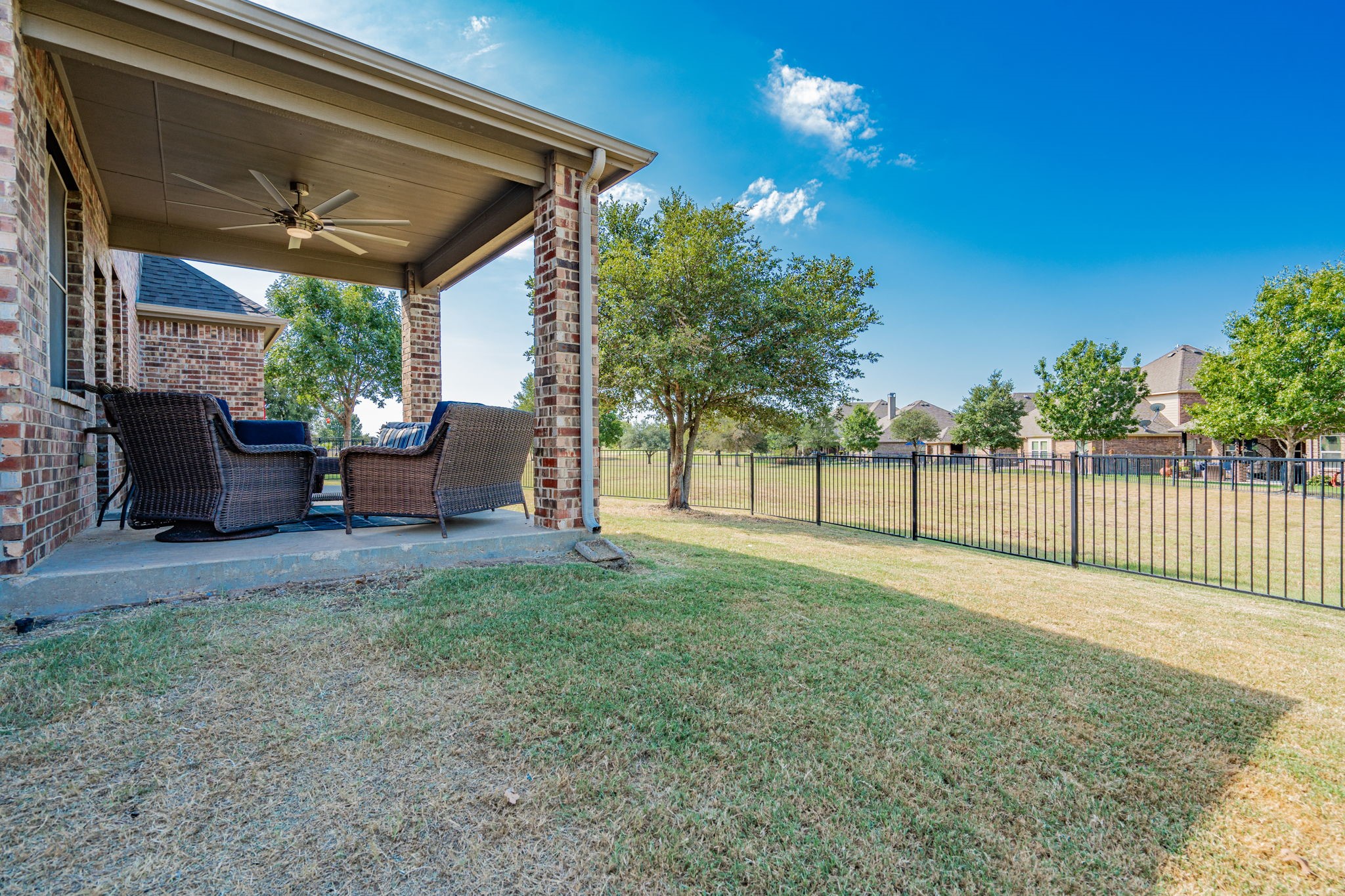 2612 Sabine Circle Royse City TX 75189