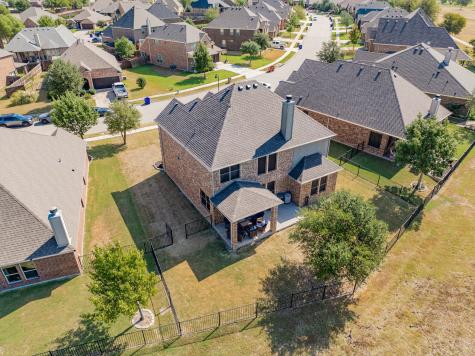2612 Sabine Circle Royse City TX 75189