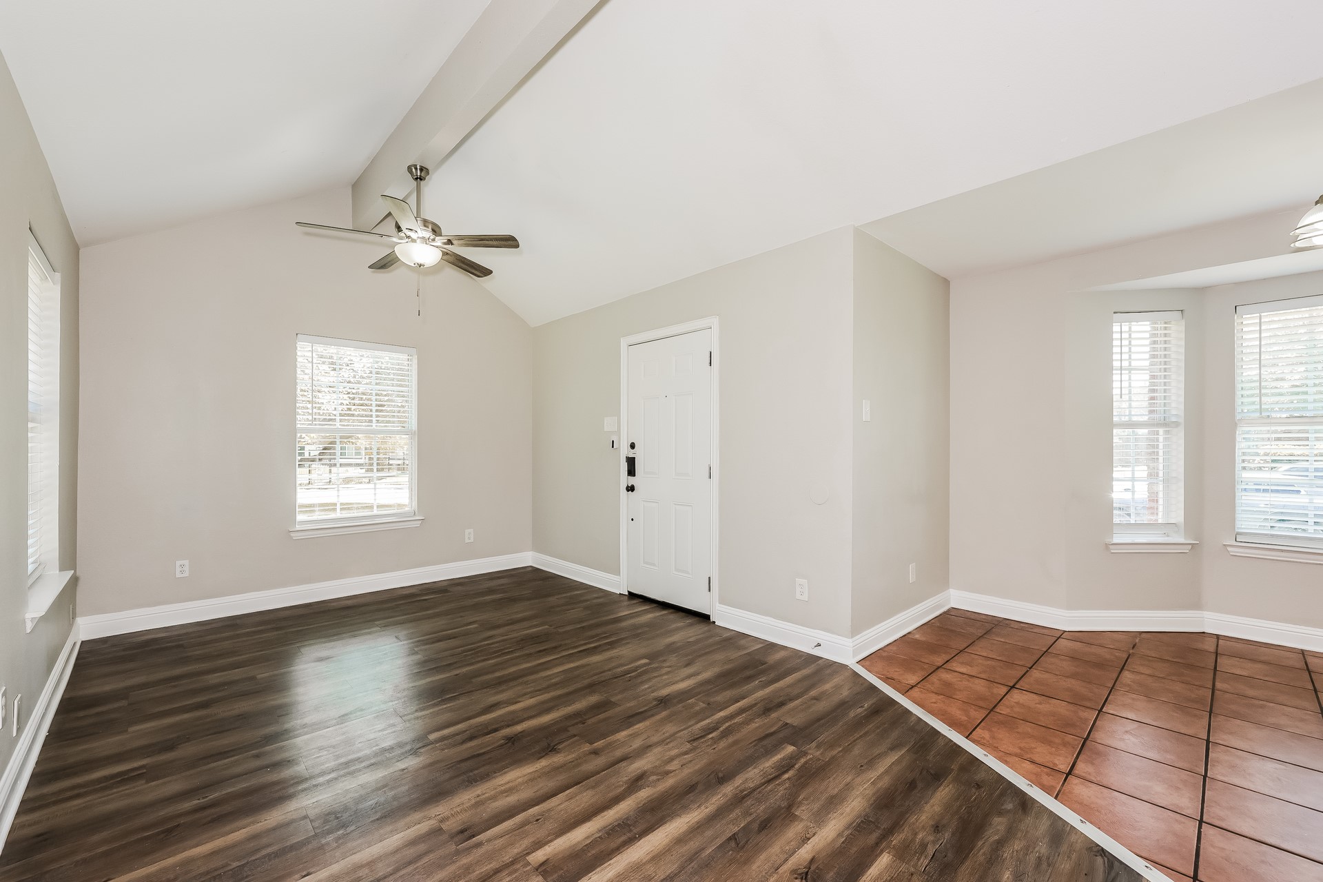10522 Woodleaf Drive Dallas TX 75227