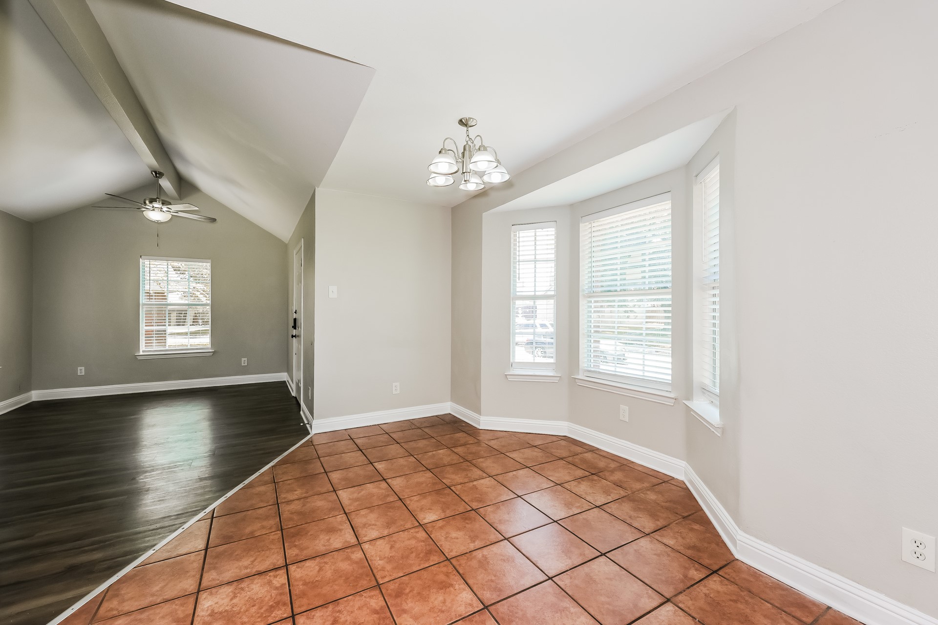 10522 Woodleaf Drive Dallas TX 75227