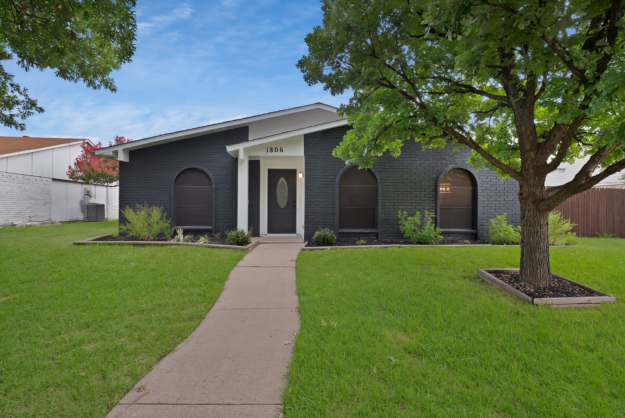 1806 Natchez Court Grand Prairie TX 75052