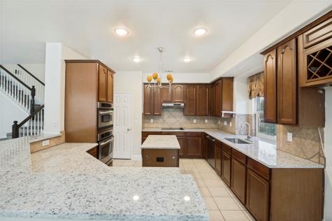 2471 Somervell Trail Grand Prairie TX 75052