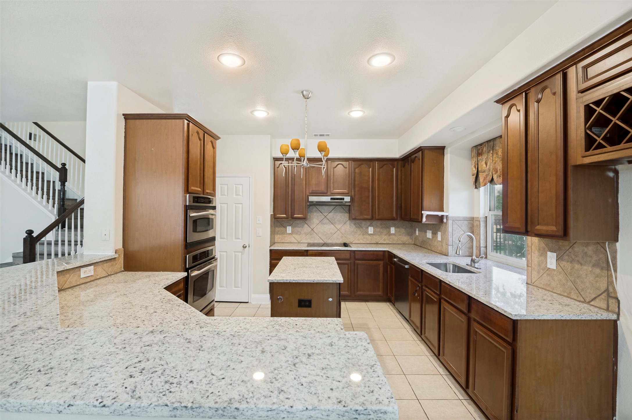2471 Somervell Trail Grand Prairie TX 75052