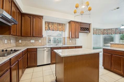 2471 Somervell Trail Grand Prairie TX 75052