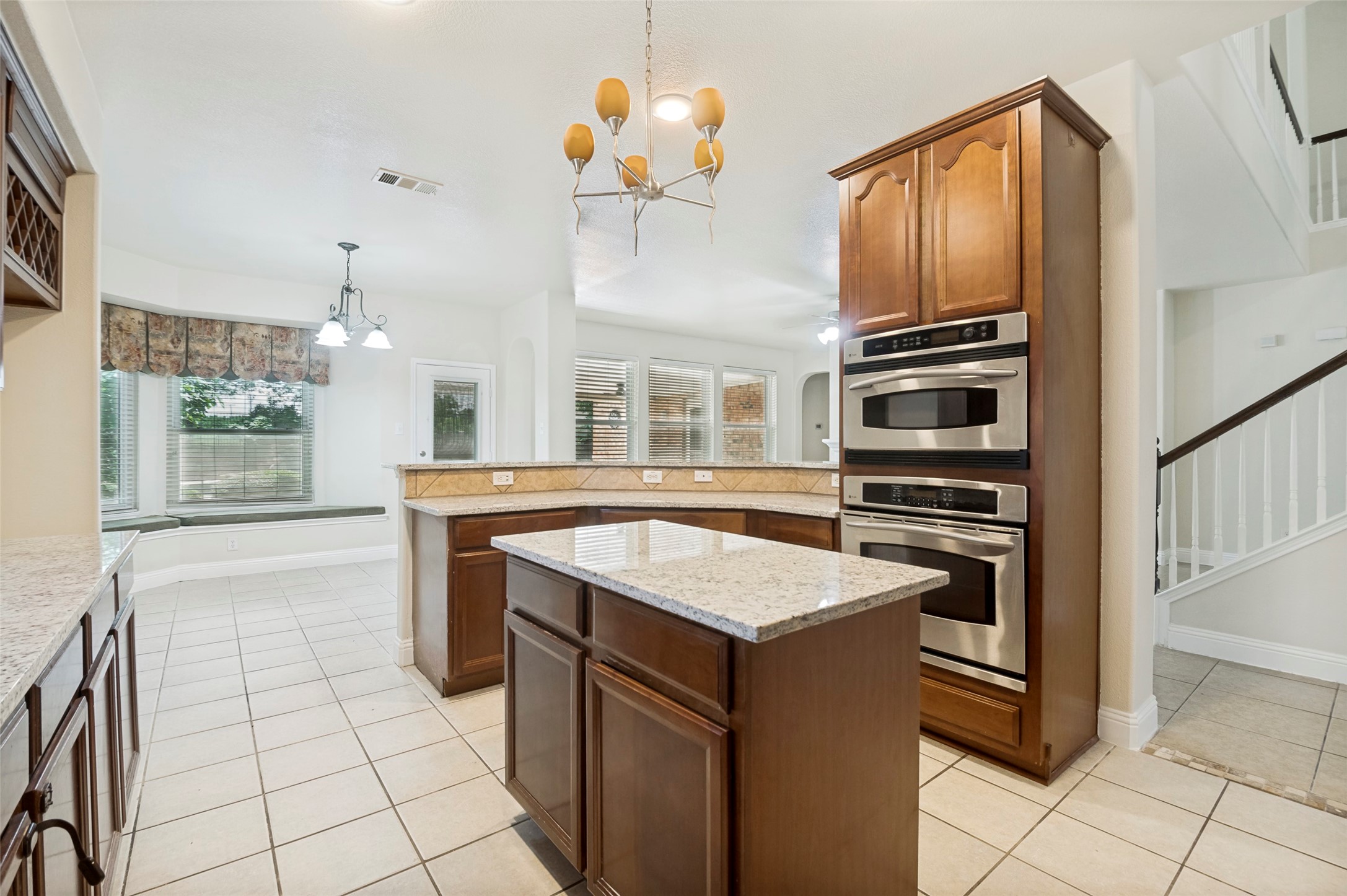 2471 Somervell Trail Grand Prairie TX 75052