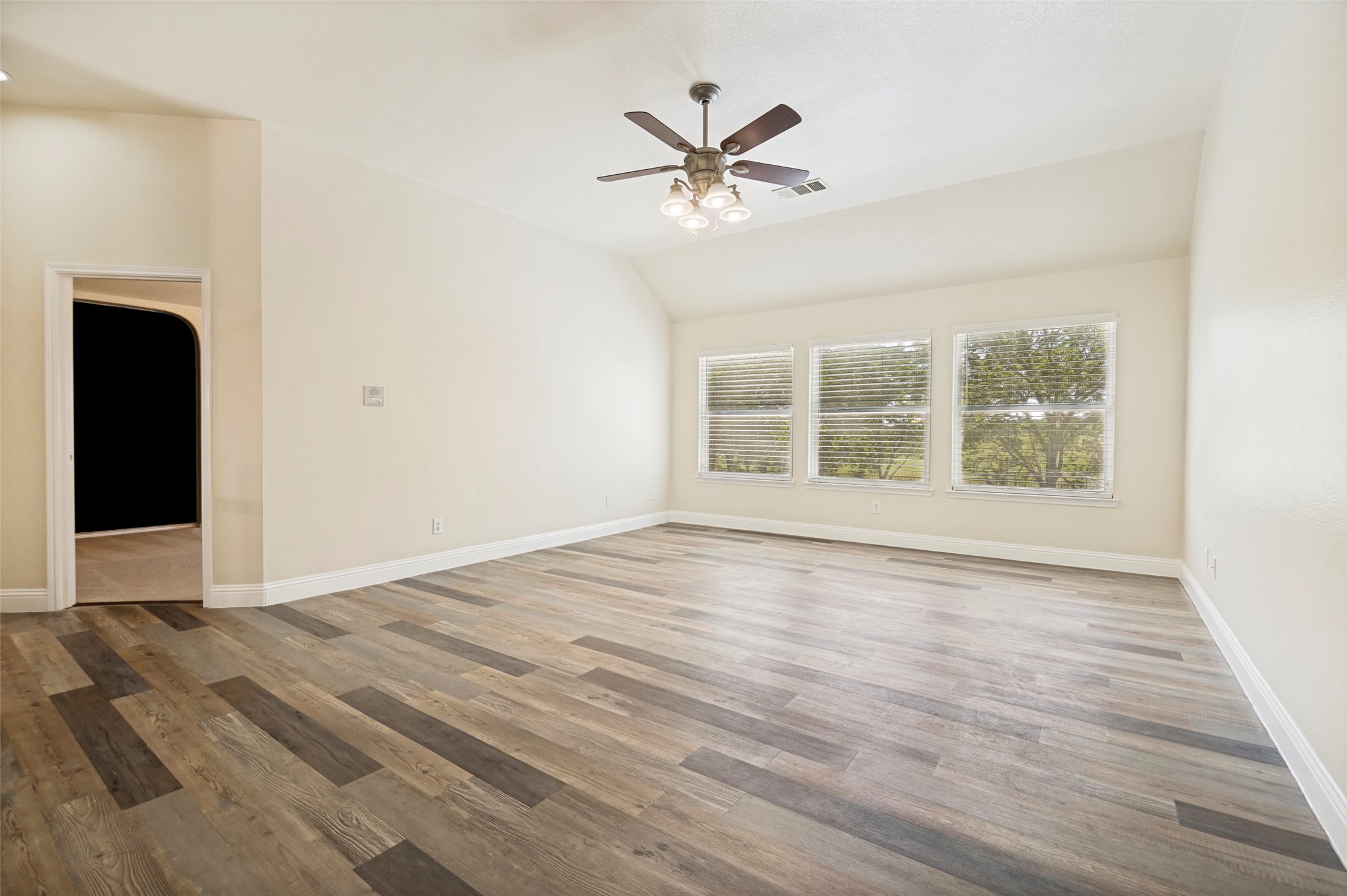 2471 Somervell Trail Grand Prairie TX 75052