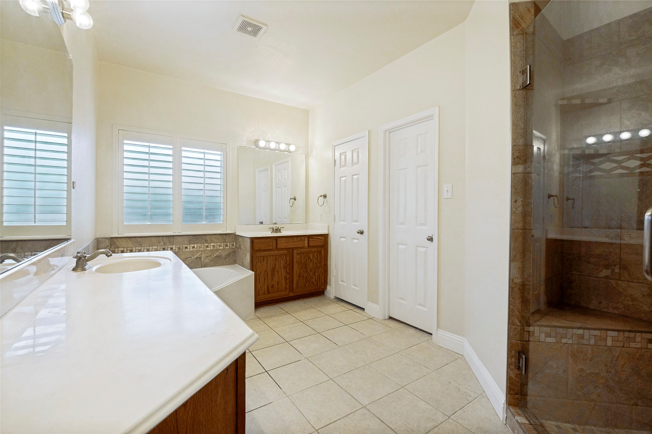 2471 Somervell Trail Grand Prairie TX 75052