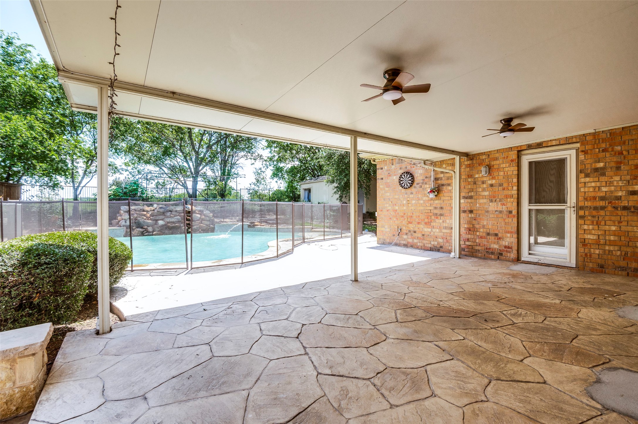 2471 Somervell Trail Grand Prairie TX 75052