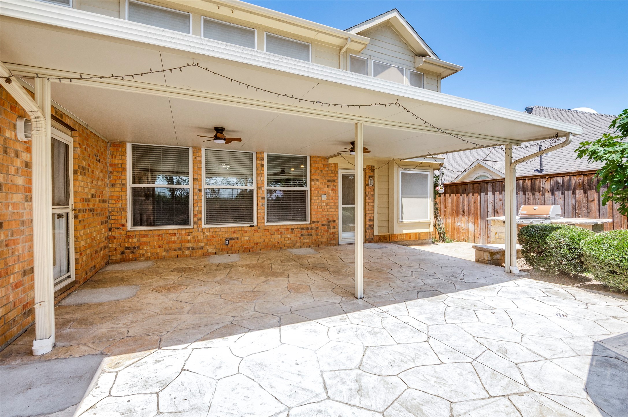 2471 Somervell Trail Grand Prairie TX 75052