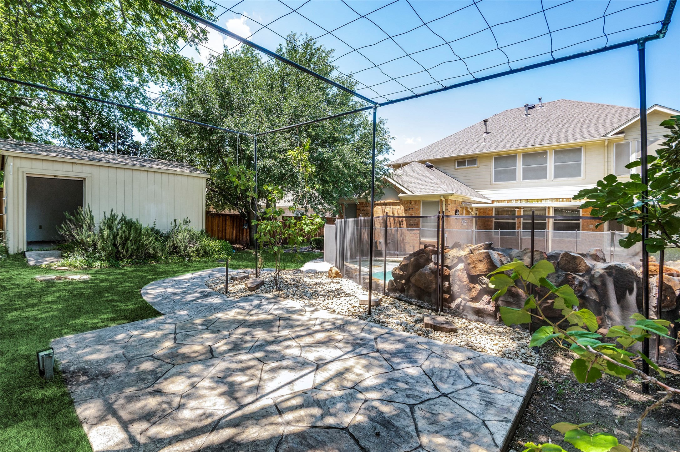 2471 Somervell Trail Grand Prairie TX 75052