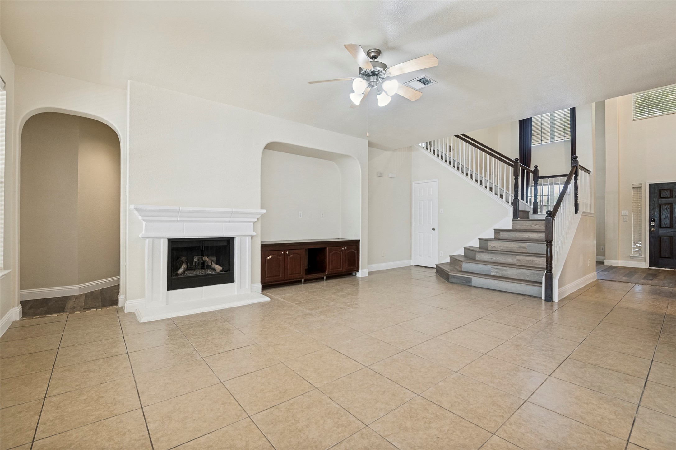 2471 Somervell Trail Grand Prairie TX 75052