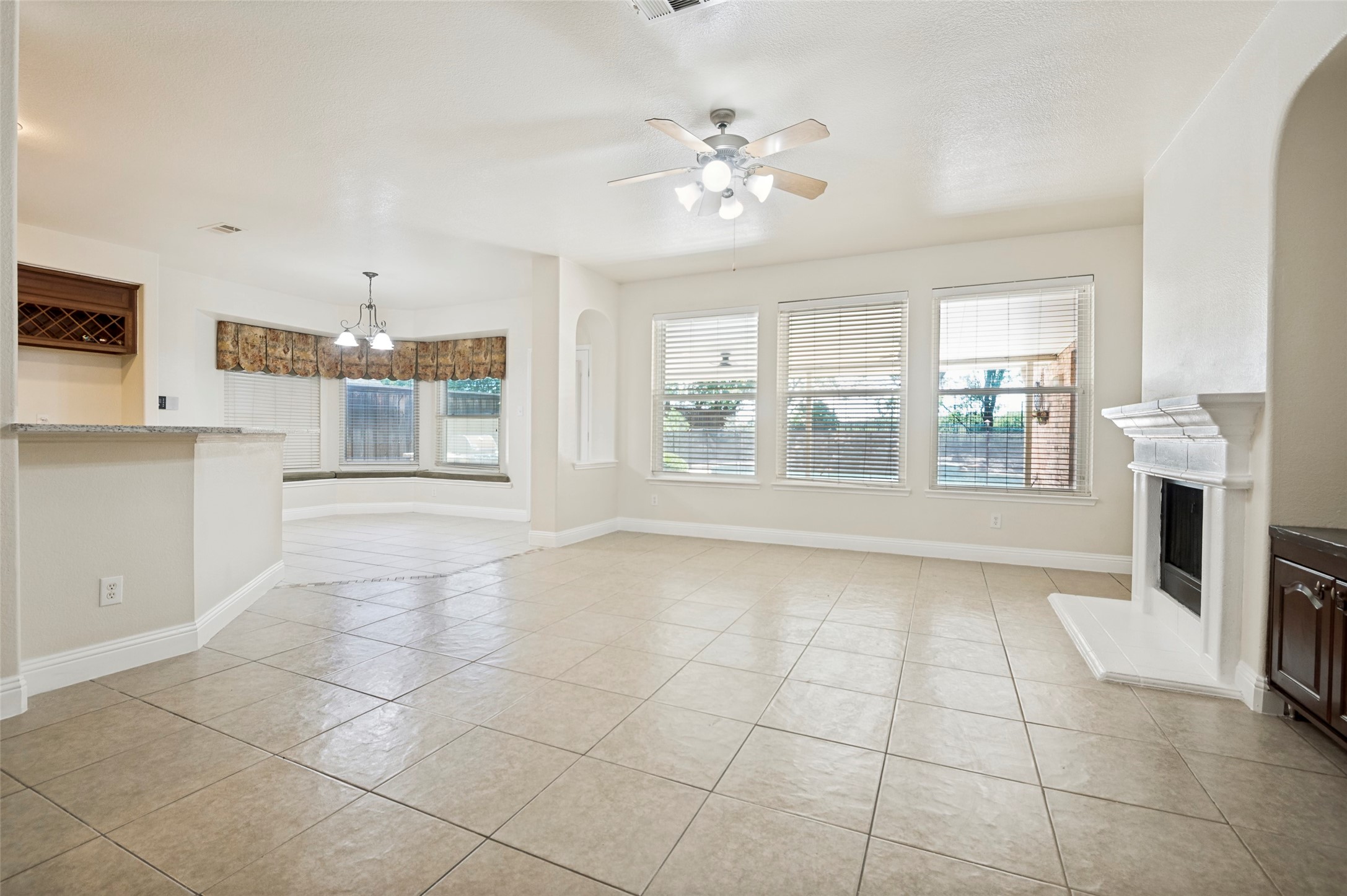 2471 Somervell Trail Grand Prairie TX 75052