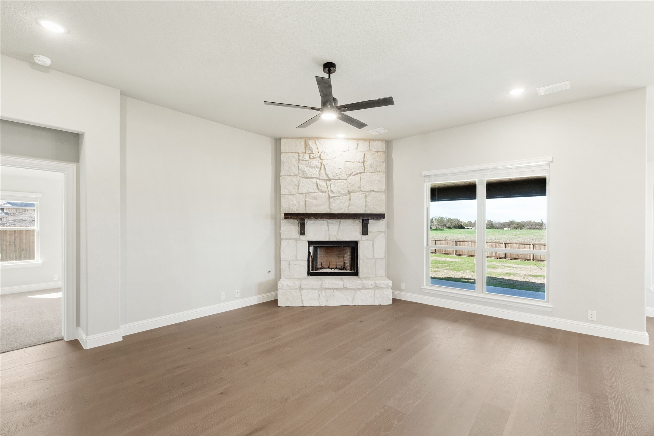 315 Spring Circle Red Oak TX 75154
