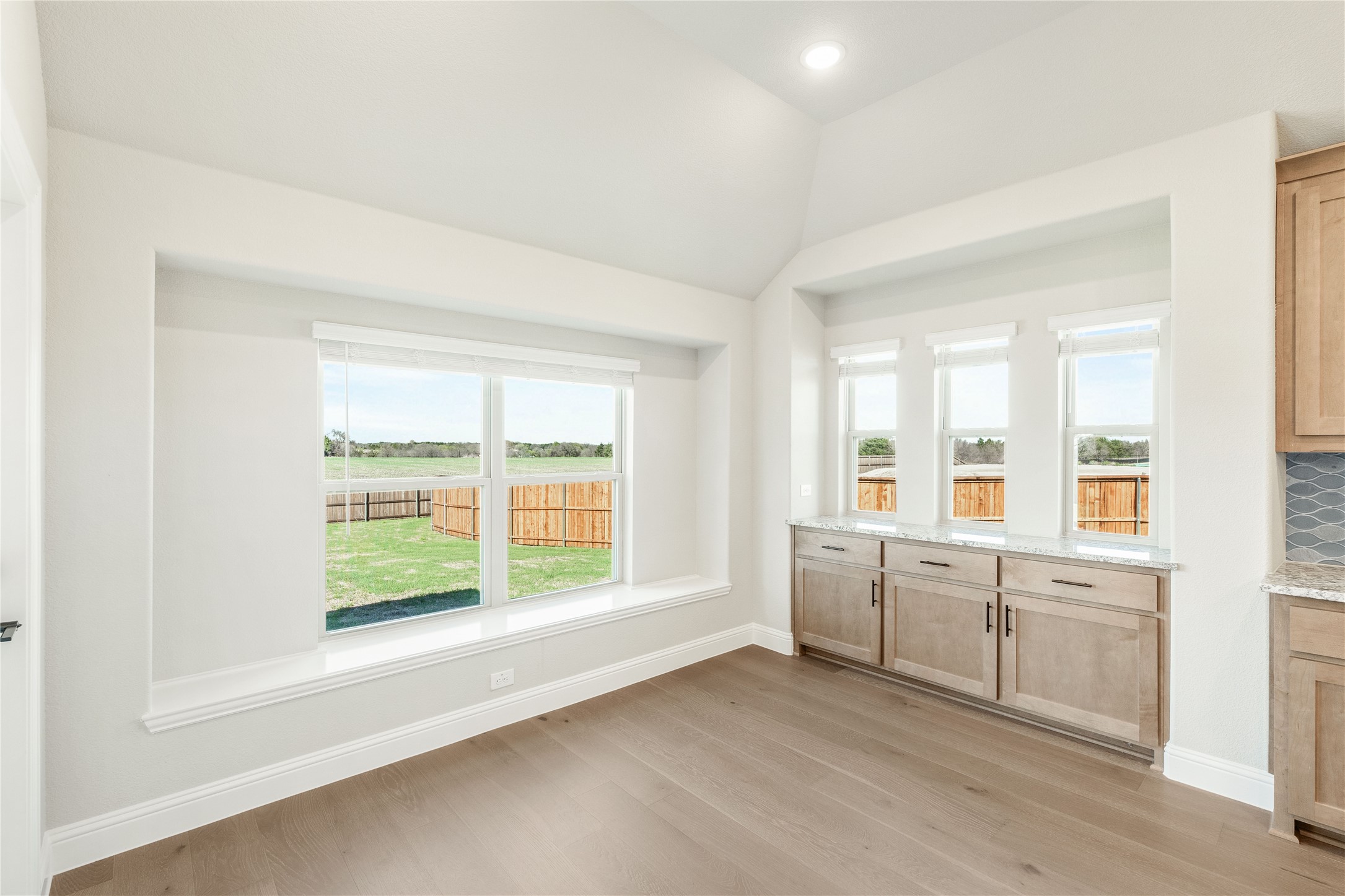 315 Spring Circle Red Oak TX 75154