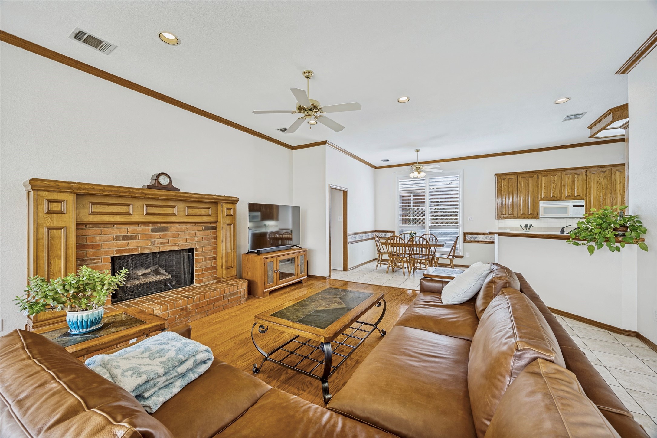 1902 Country Meadow Lane Richardson TX 75081