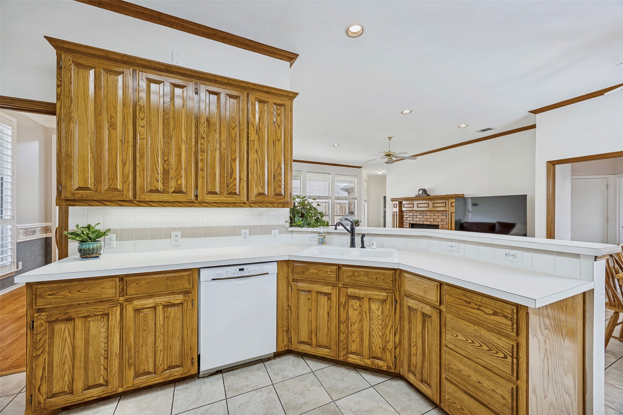 1902 Country Meadow Lane Richardson TX 75081