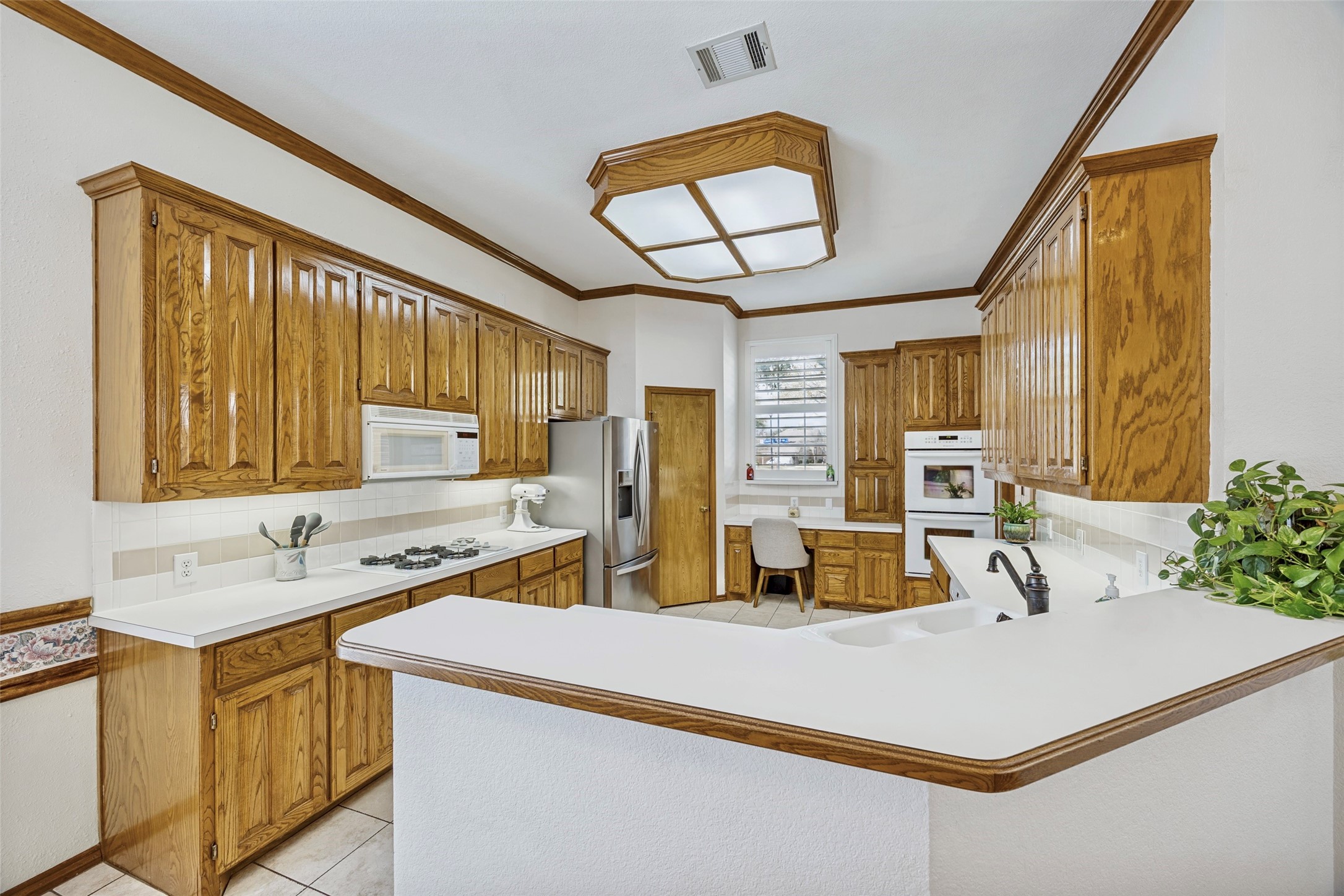 1902 Country Meadow Lane Richardson TX 75081