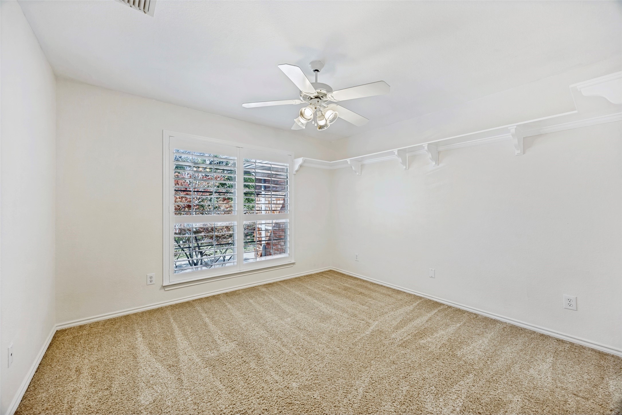 1902 Country Meadow Lane Richardson TX 75081