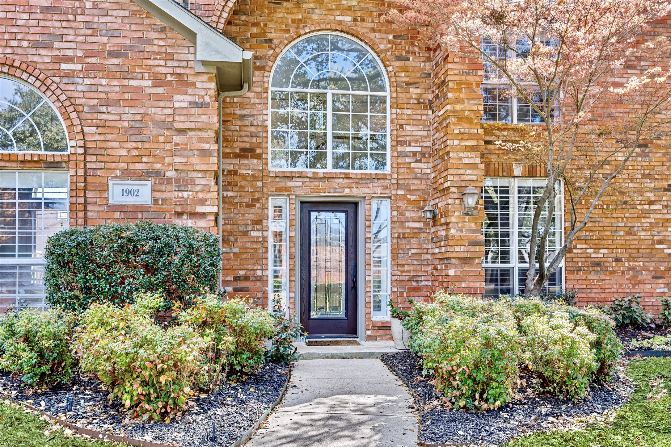 1902 Country Meadow Lane Richardson TX 75081