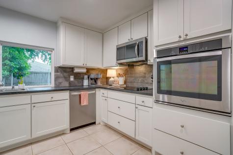 6413 Whitman Avenue Fort Worth TX 76133