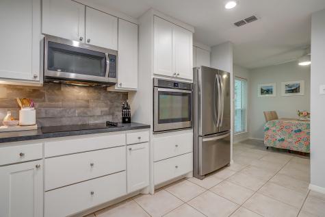 6413 Whitman Avenue Fort Worth TX 76133