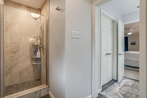 6413 Whitman Avenue Fort Worth TX 76133