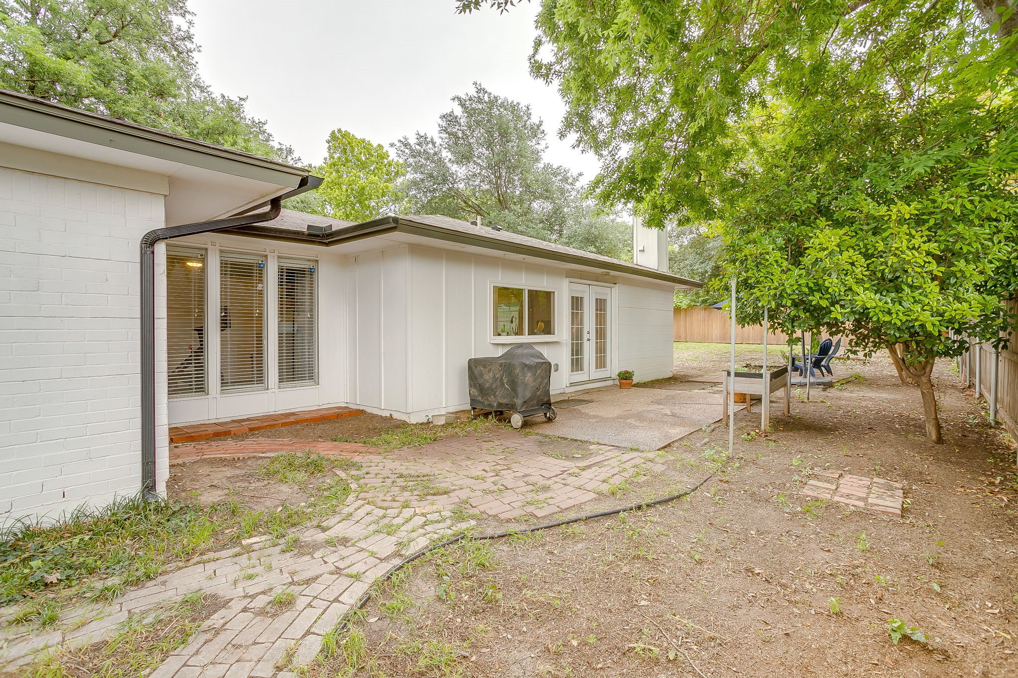 6413 Whitman Avenue Fort Worth TX 76133