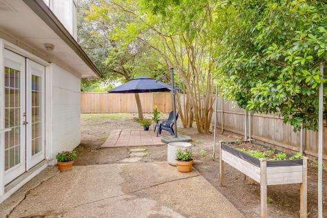 6413 Whitman Avenue Fort Worth TX 76133